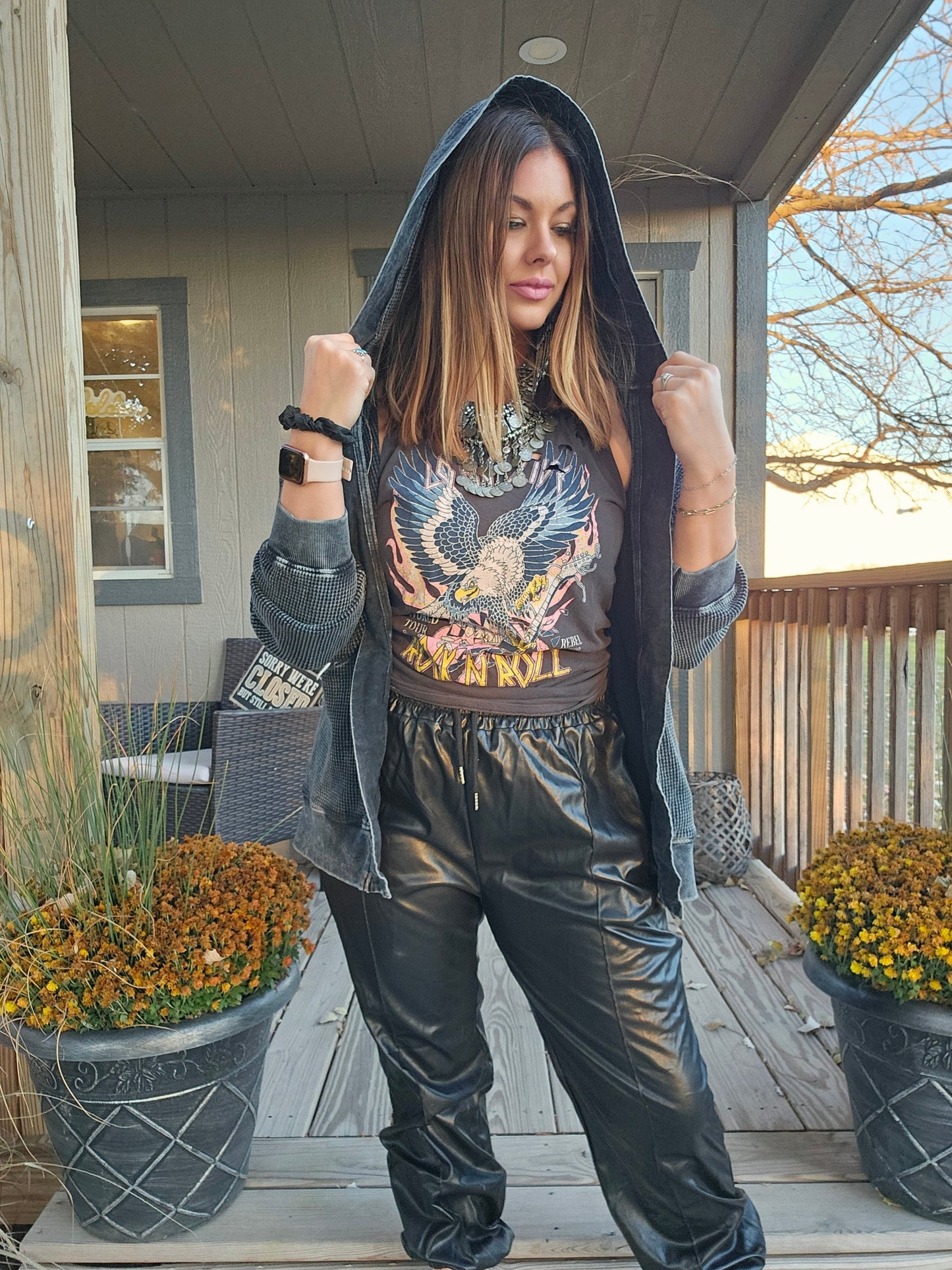 Grab And Go 100% Cotton Waffle Knit Mineral-Washed Hooded Cardigan In Black