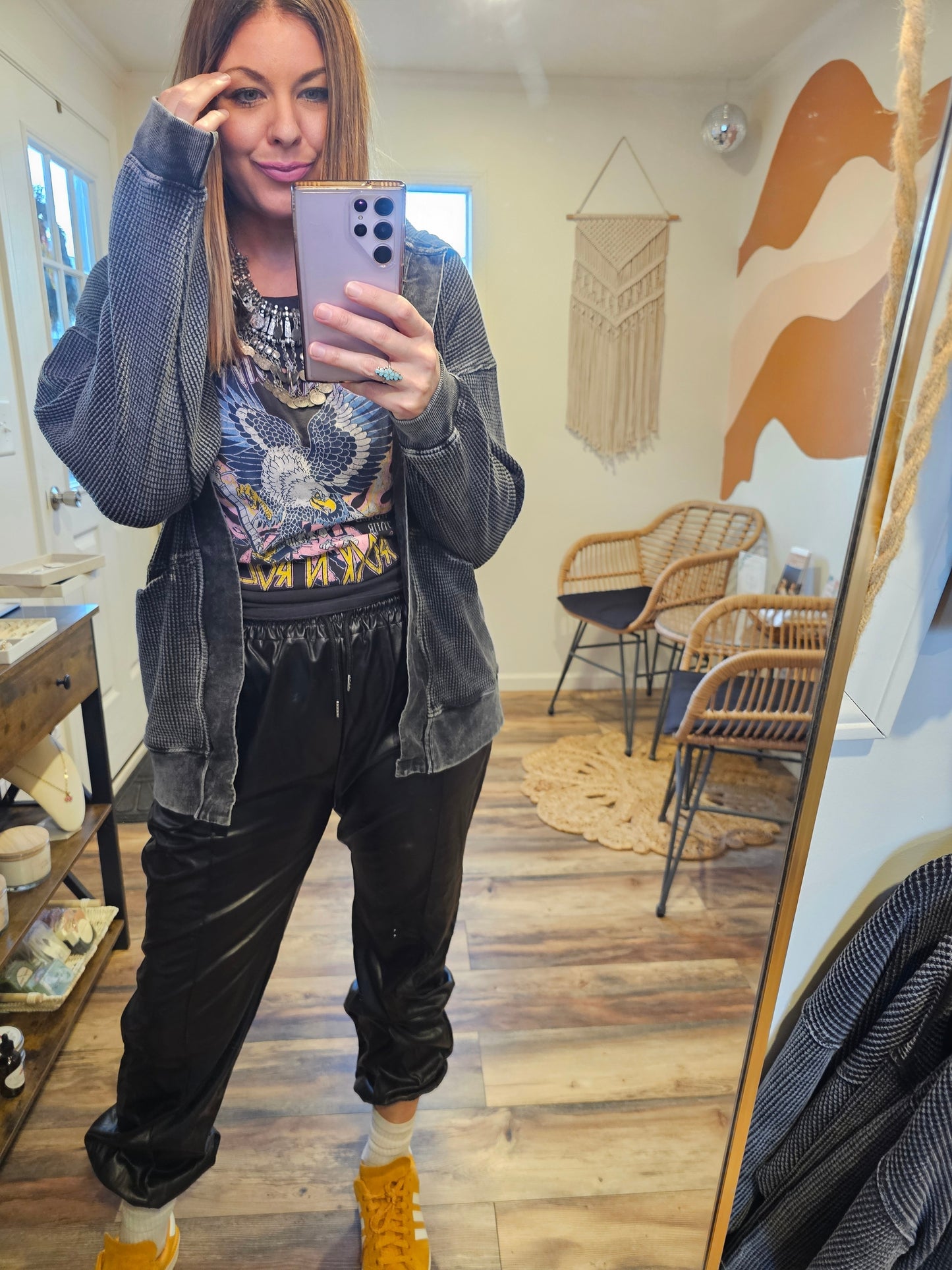 Grab And Go 100% Cotton Waffle Knit Mineral-Washed Hooded Cardigan In Black