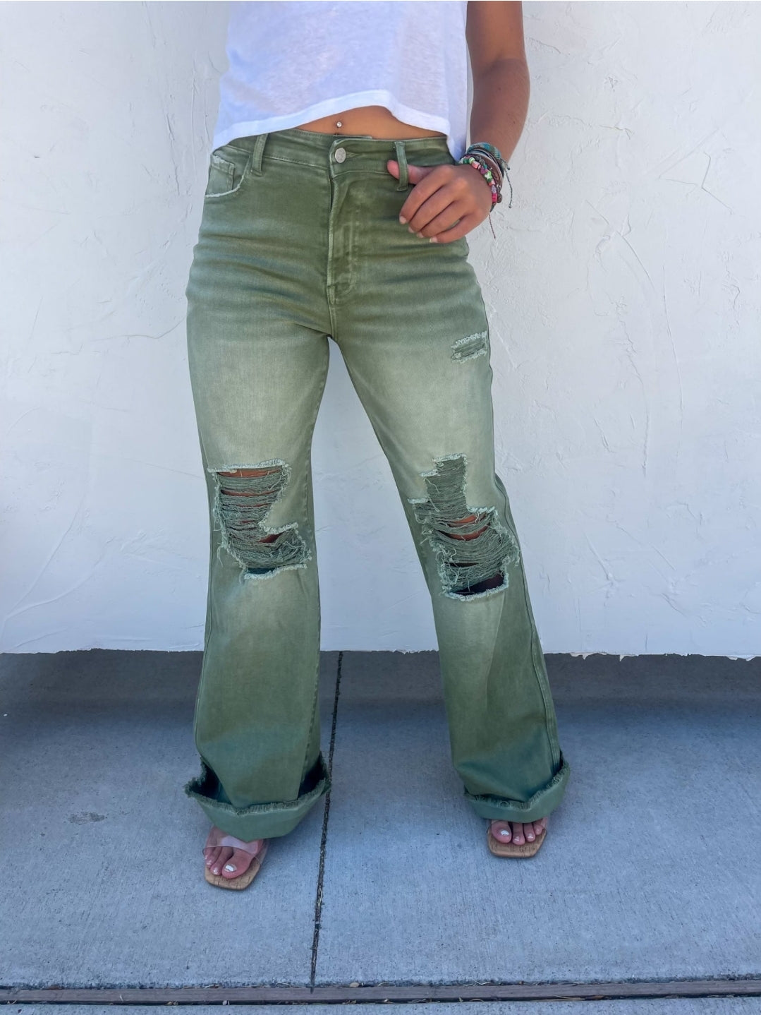 Blakeley Distressed Colored Jeans In Olive