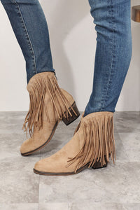 Fringe Cowboy Western Ankle Boots In Tan
