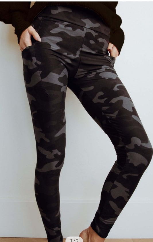 Your Favorite Midnight Camo Pocket Leggings