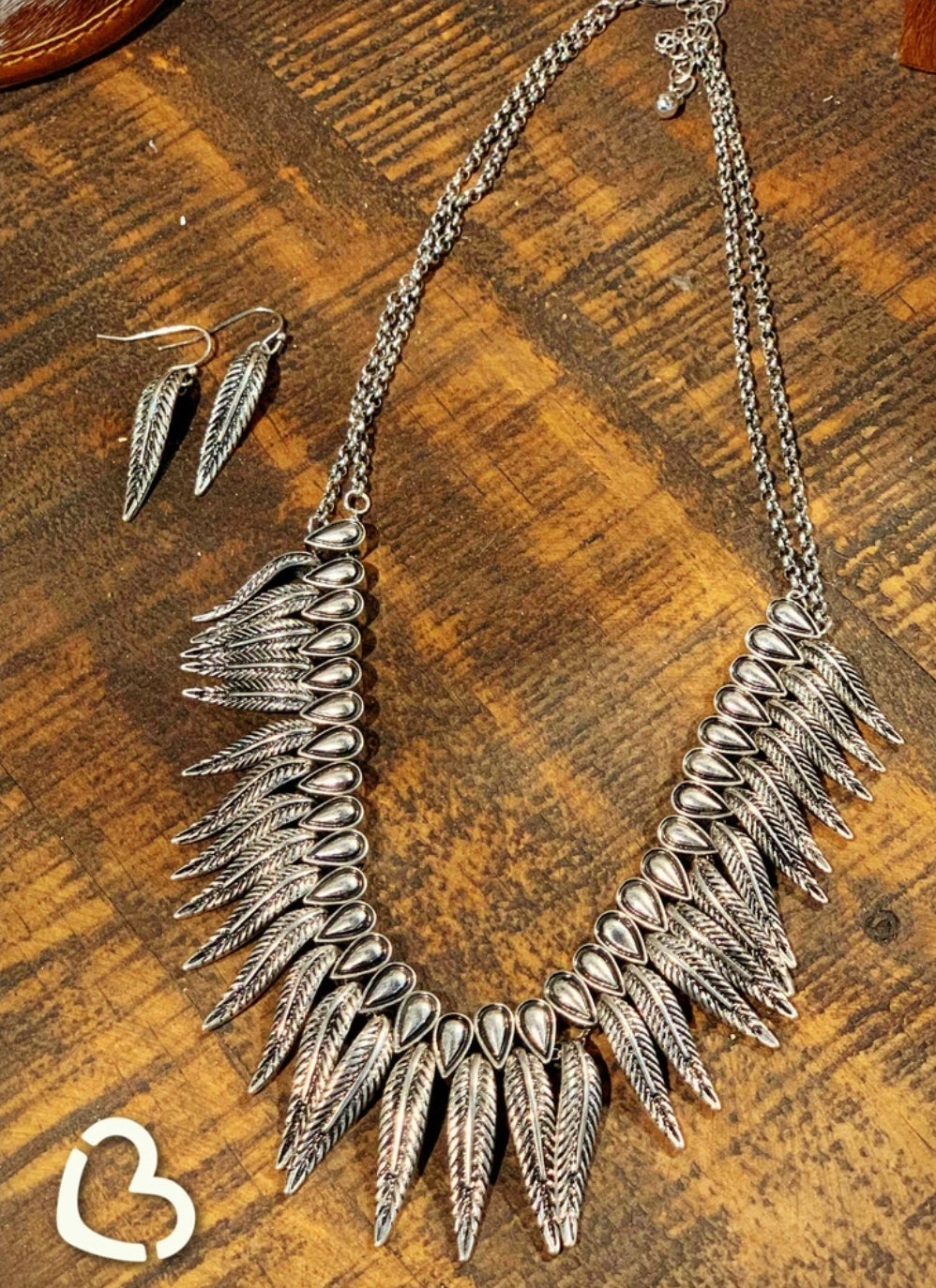 Feather Fall Necklace in Silver