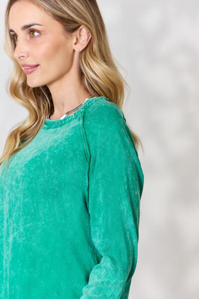Round Neck Long Sleeve Top In Kelly Green